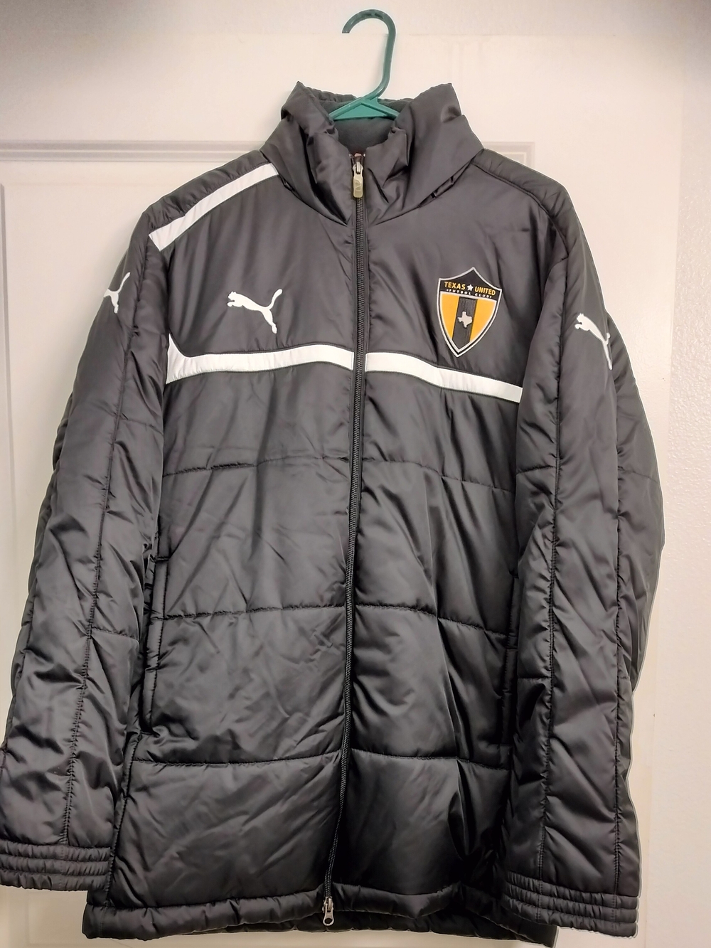 Puma Padded & Insulated Puffer Jacket With Texas United Futbol Club Crest